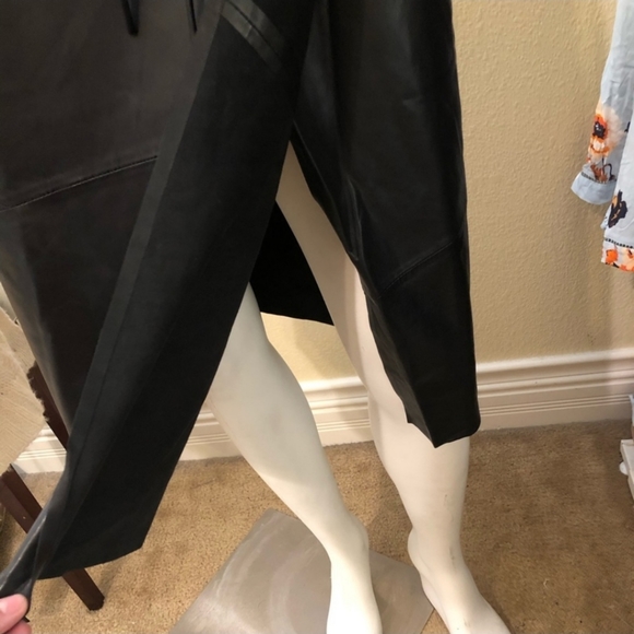 LAMARQUE black soft 💯 leather wrap skirt! L 🖤BRAND NEW! - Picture 6 of 9
